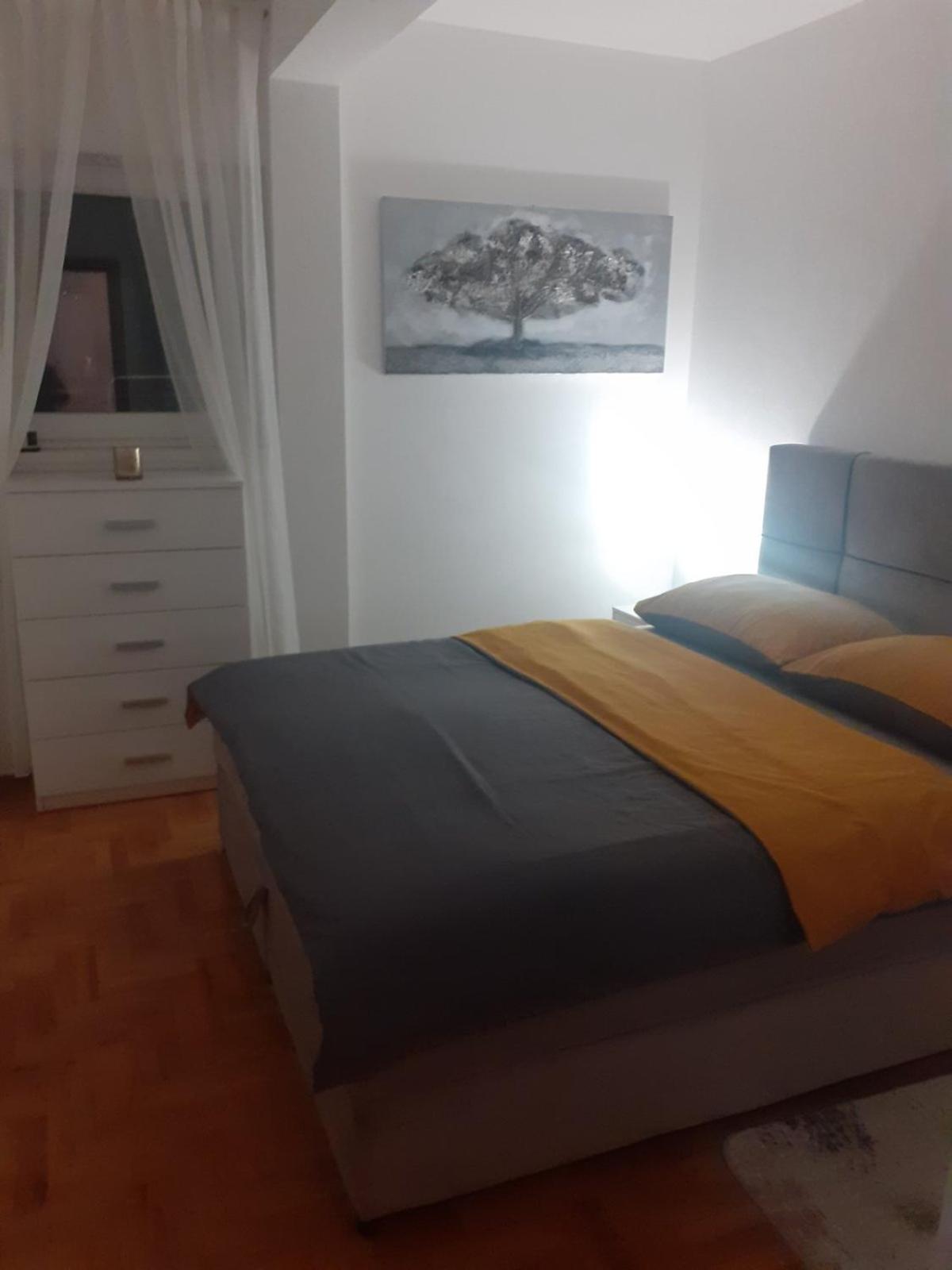 Apartman Pontis Okrug Gornji 트로기르 외부 사진