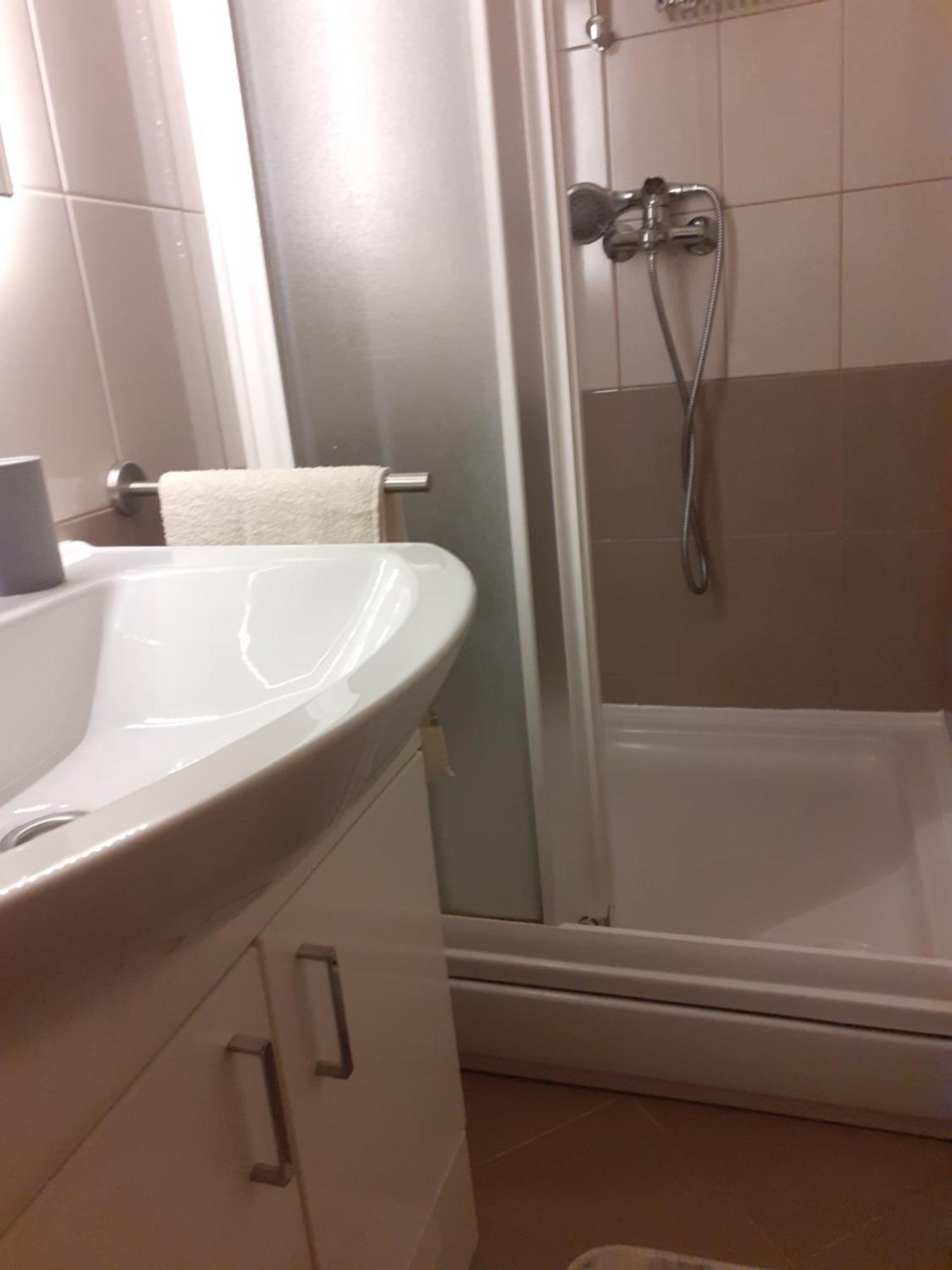 Apartman Pontis Okrug Gornji 트로기르 외부 사진
